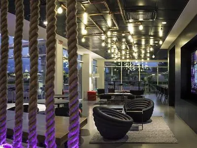 Moxy Milan Malpensa Airport Hotel Case Nuove