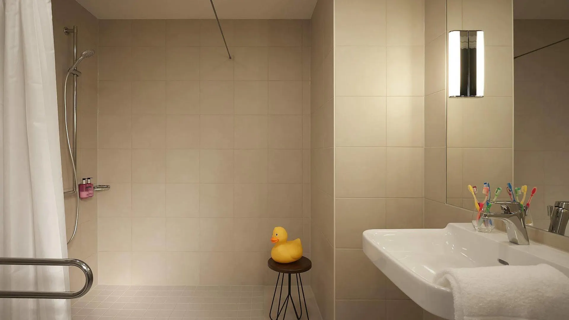 Moxy Milan Malpensa Airport Hotel Case Nuove  Italy