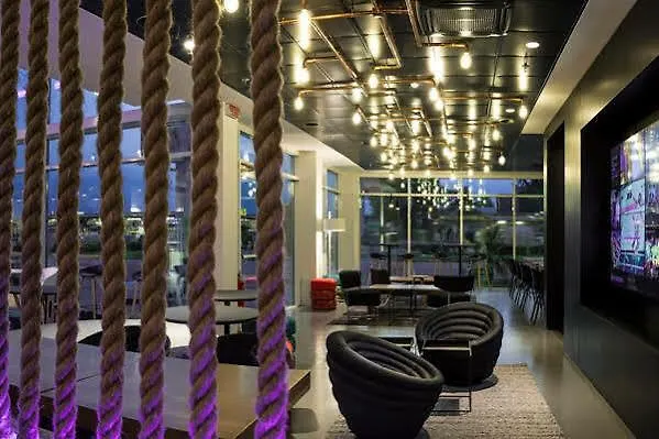 Moxy Milan Malpensa Airport Hotel Case Nuove
